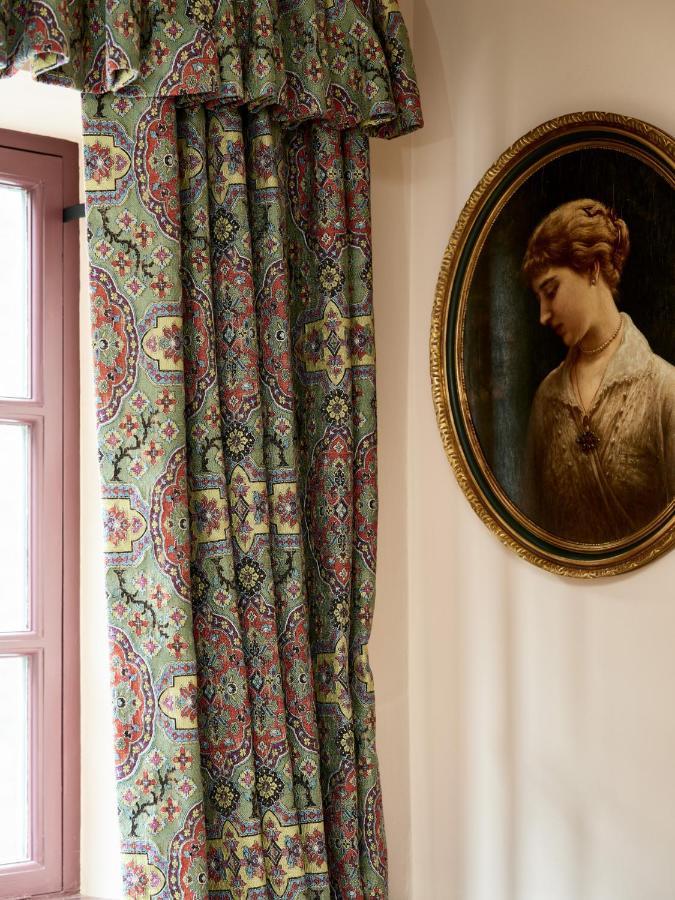 Townhouse Suites- Abbey Row Malmesbury Ngoại thất bức ảnh