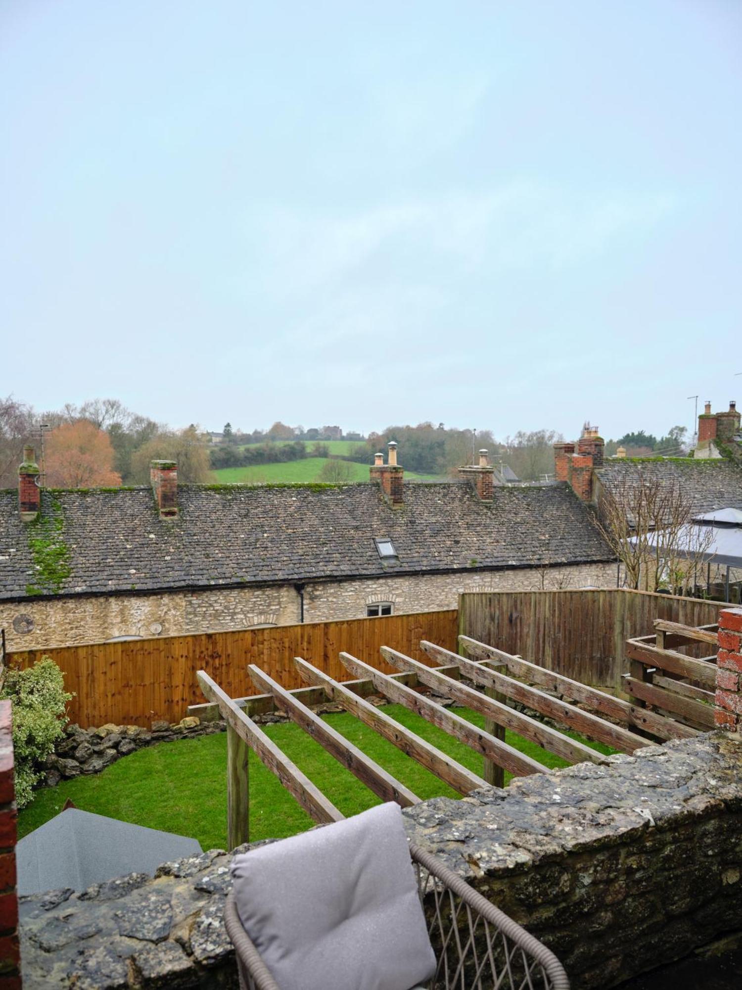 Townhouse Suites- Abbey Row Malmesbury Ngoại thất bức ảnh